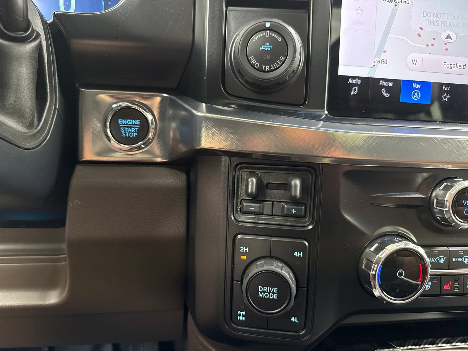 New 2026 Ford F250 King Ranch w/ Chrome Package AWD/4WD image 25
