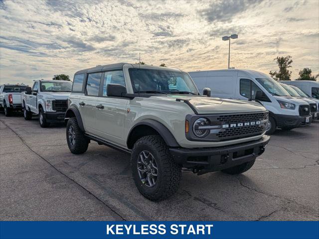 New 2025 Ford Bronco Badlands AWD/4WD image 7