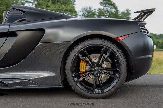 Used 2013 McLaren MP4-12C Spider RWD image 5