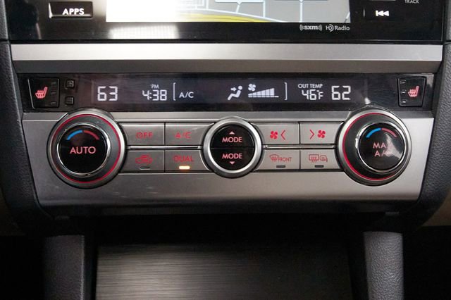 Used 2017 Subaru Outback 2.5i Limited image 11