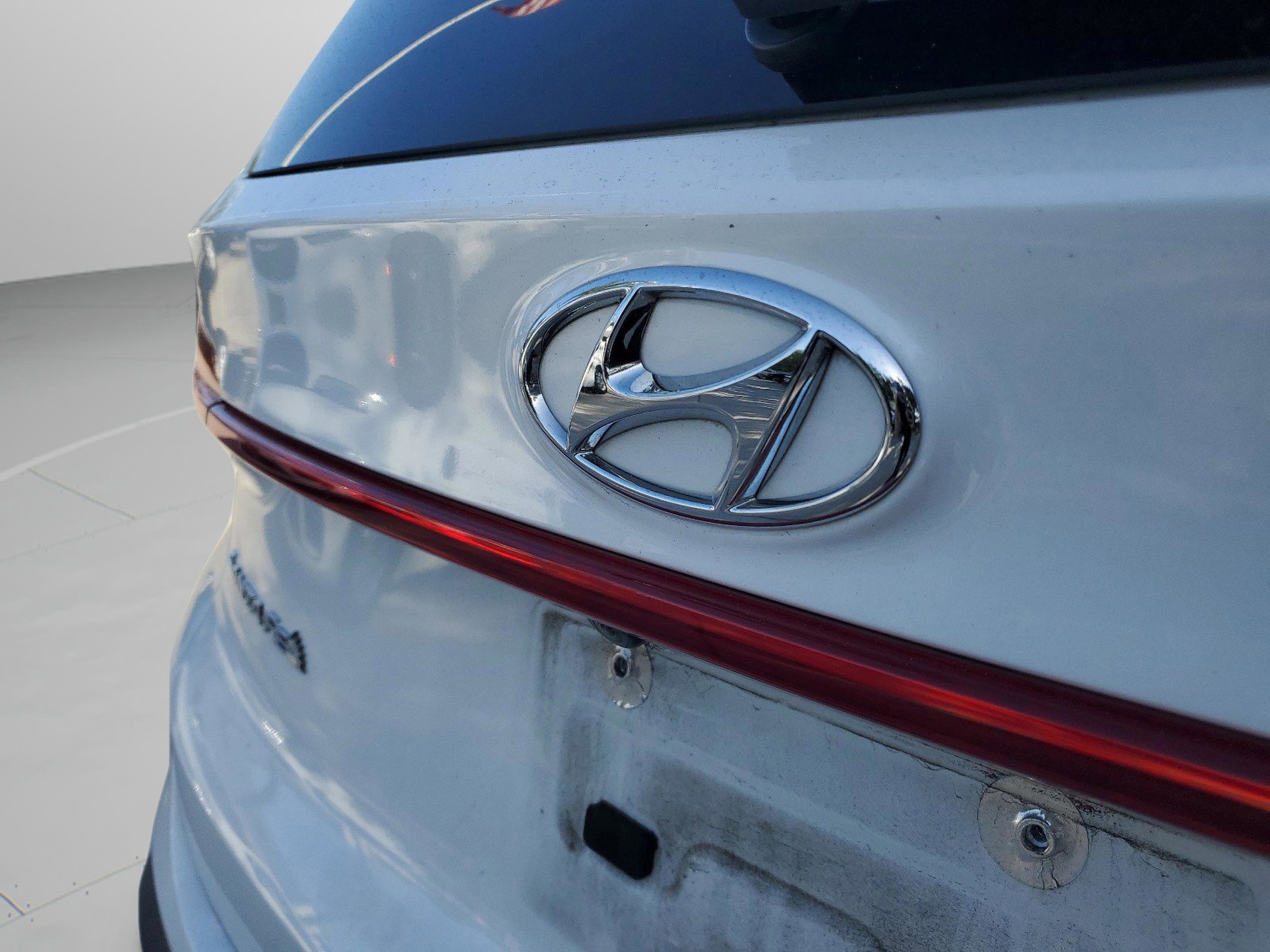 Used 2022 Hyundai Santa Fe SEL w/ Convenience + Premium Package FWD image 29