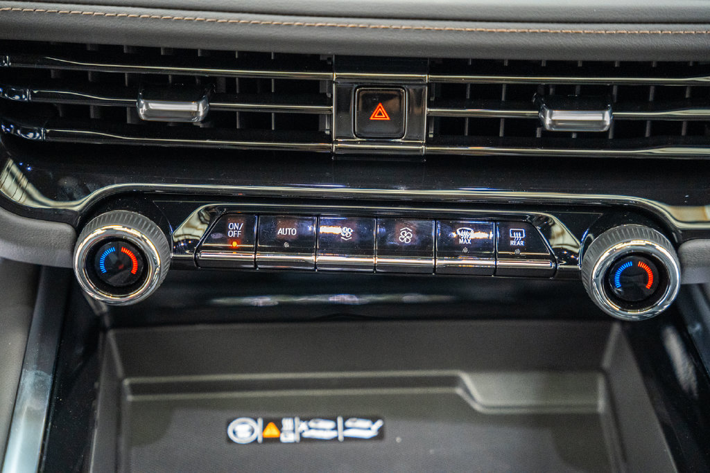 New 2026 Chevrolet Tahoe High Country AWD/4WD image 28