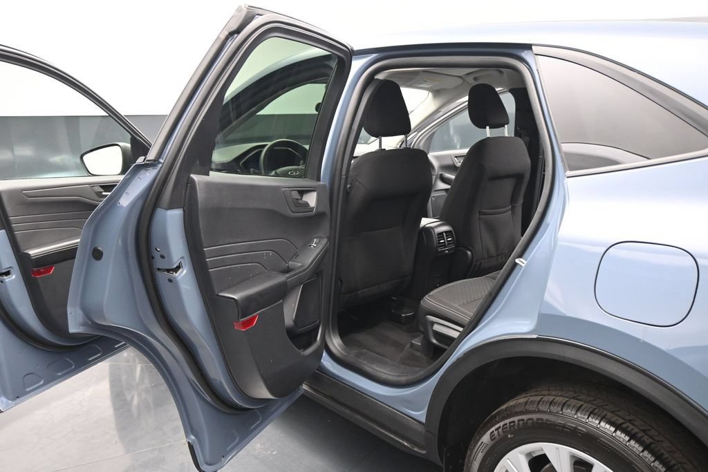 Used 2025 Ford Escape Active AWD/4WD image 16