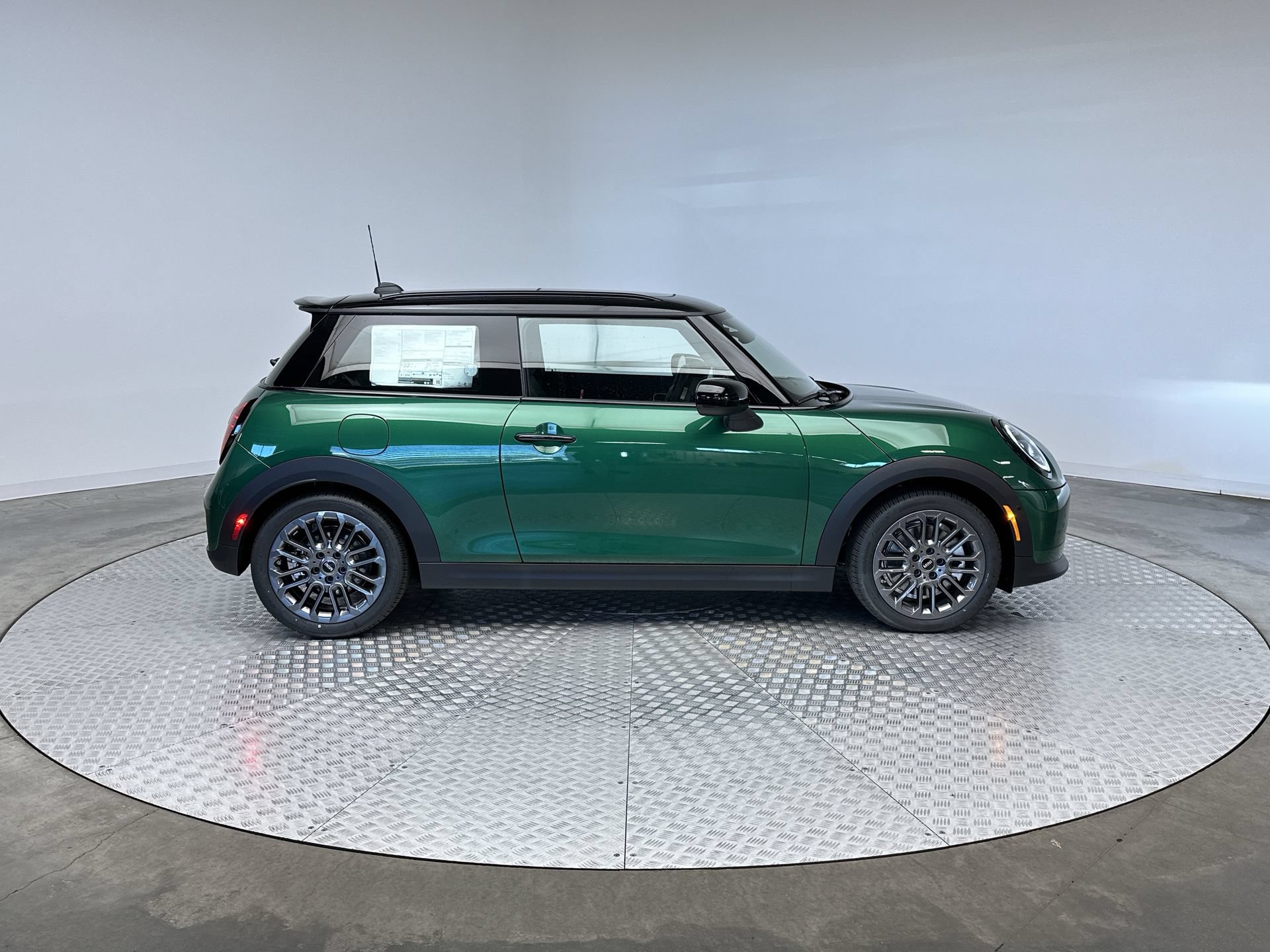 Used 2026 MINI Cooper S FWD image 10