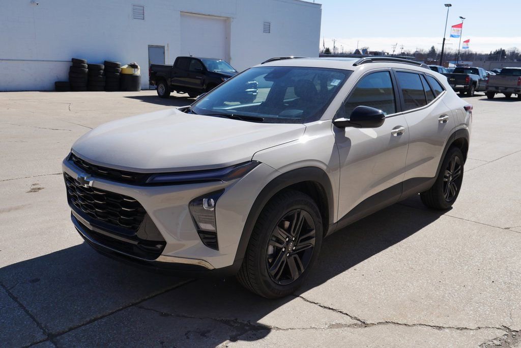 New 2026 Chevrolet Trax ACTIV w/ Sunroof Package image 4