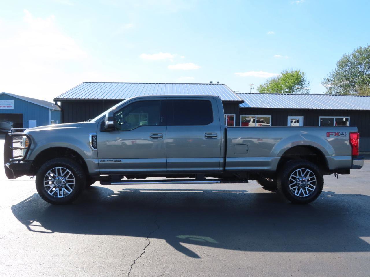 Used 2019 Ford F350 Lariat w/ Lariat Value Package image 3