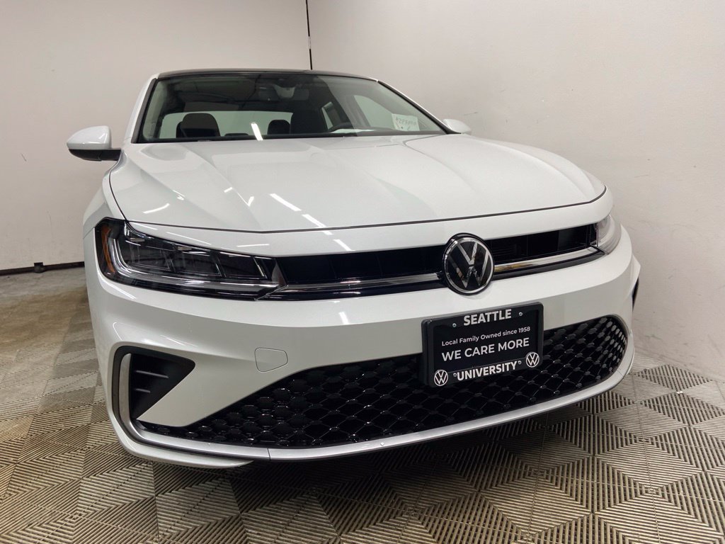 New 2027 Volkswagen Jetta SE FWD image 2
