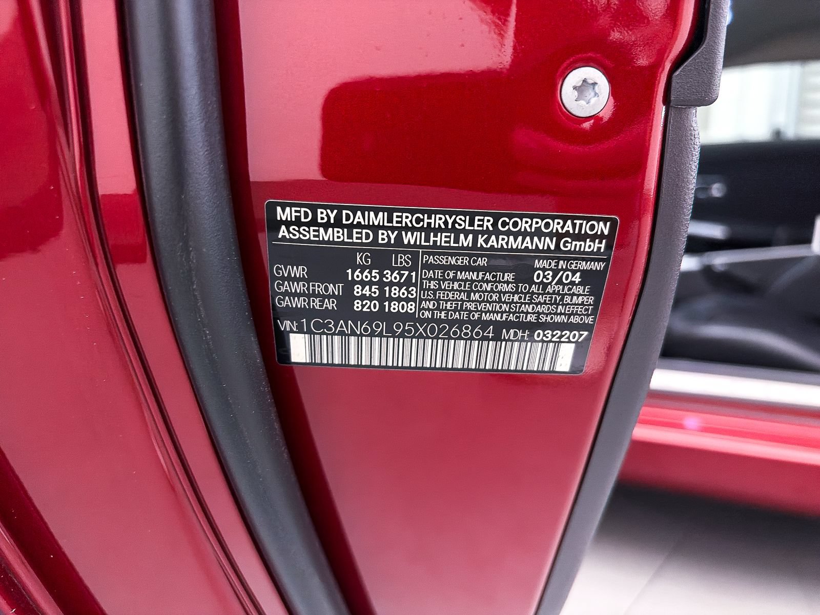 Used 2005 Chrysler Crossfire Limited RWD image 23