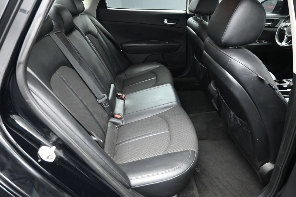 Used 2018 Kia Optima S FWD image 32