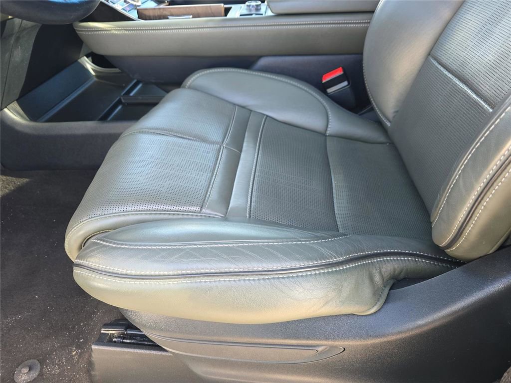 Certified 2023 Lincoln Navigator Black Label AWD/4WD image 22