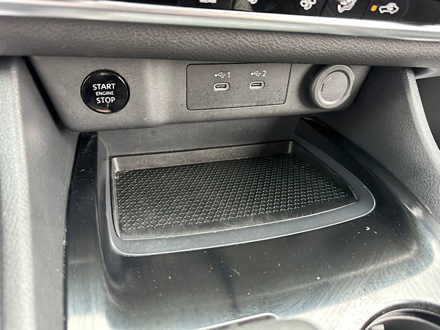 Used 2025 Nissan Rogue SV image 26