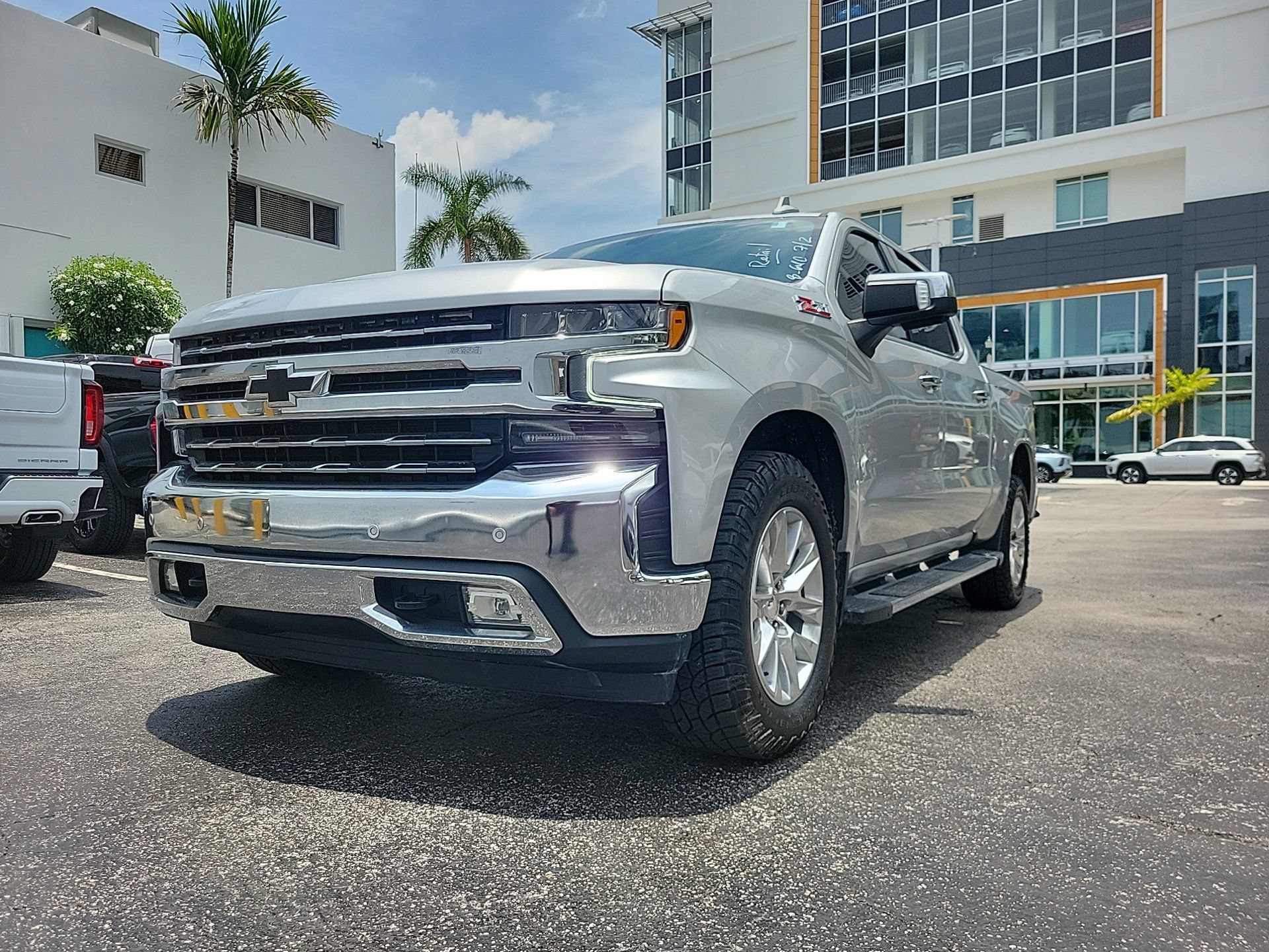 Used 2021 Chevrolet Silverado 1500 LTZ w/ Z71 Off-Road Package AWD/4WD image 1