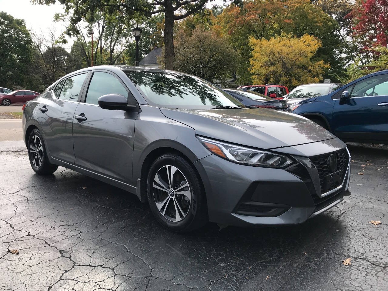 Used 2022 Nissan Sentra SV w/ Trunk Package FWD image 2