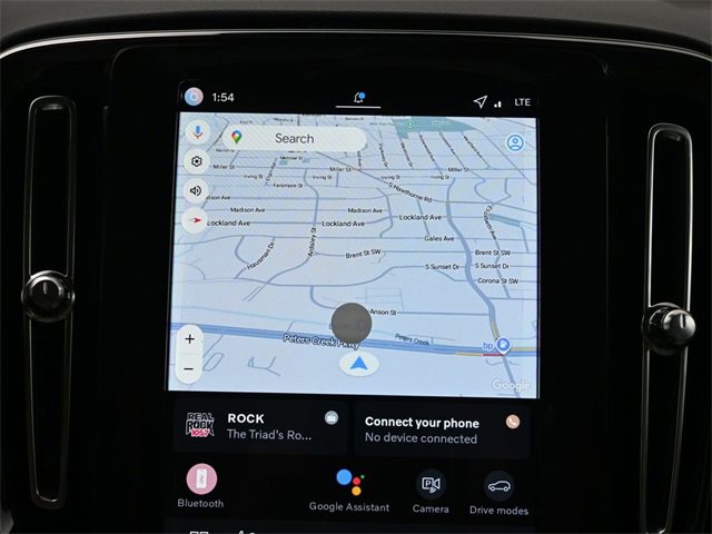 New 2026 Volvo XC40 B4 Plus w/ Protection Package Premier image 14