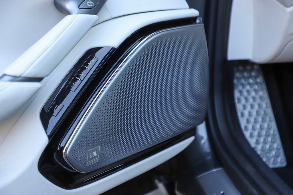 Certified 2024 Ferrari Roma image 35