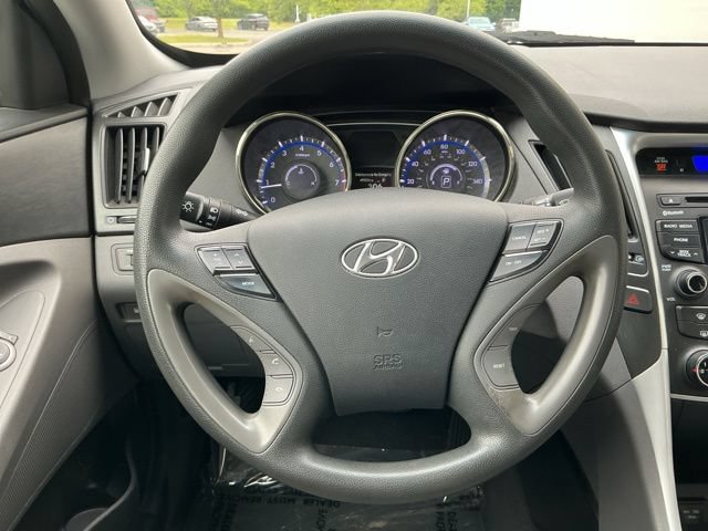 Used 2012 Hyundai Sonata GLS FWD image 14