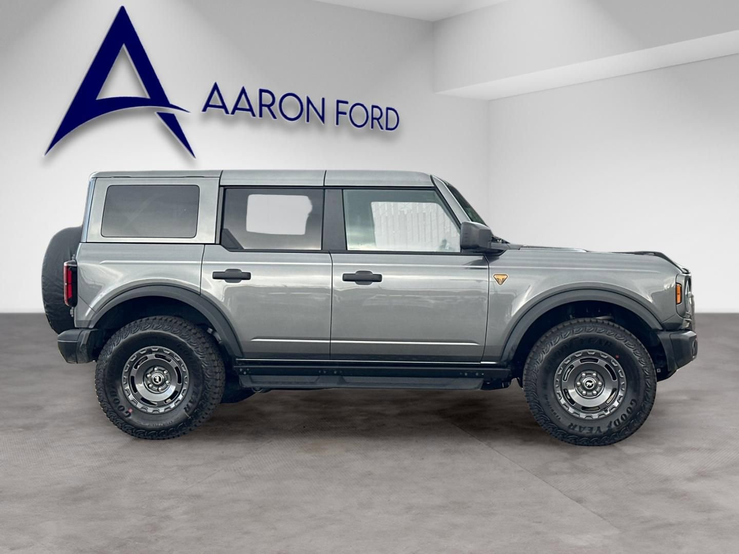 New 2025 Ford Bronco Badlands w/ Sasquatch Package AWD/4WD image 7