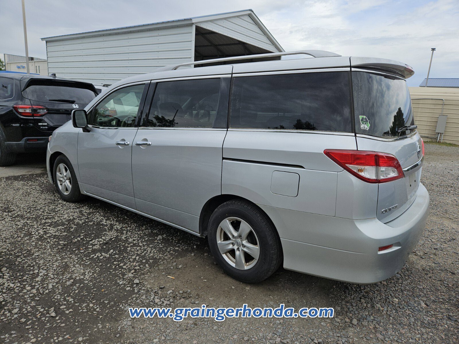 Used 2016 Nissan Quest SV FWD image 8