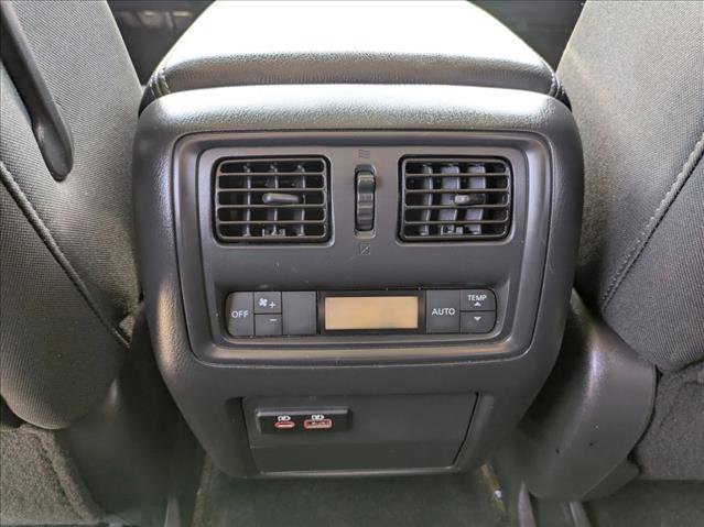 Used 2019 Nissan Pathfinder S FWD image 16