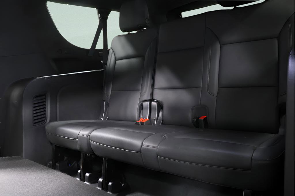Used 2025 Chevrolet Suburban Z71 image 23