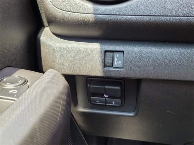 Used 2023 Chevrolet Colorado Trail Boss w/ Technology Package image 36