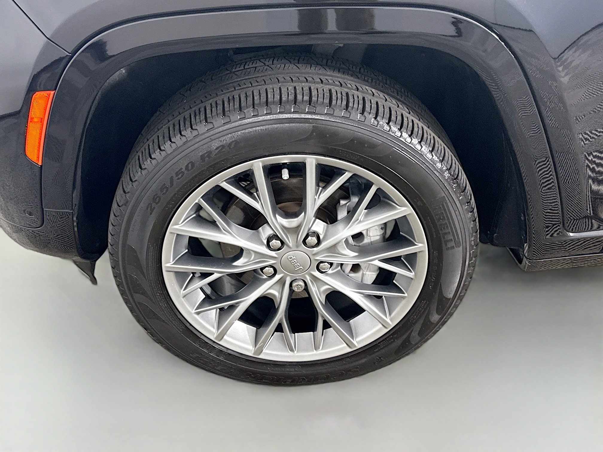 Used 2024 Jeep Grand Cherokee Summit w/ Adv Protech Group IV image 38