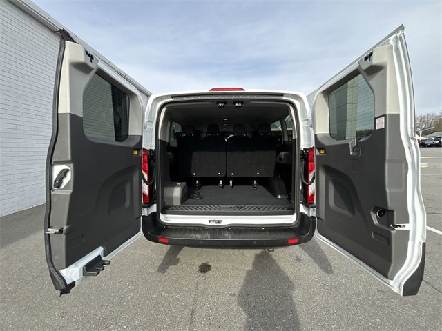 Used 2023 Ford Transit 350 XLT image 13
