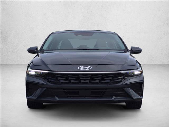Used 2025 Hyundai Elantra Limited FWD video 2