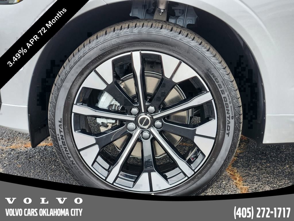 Used 2026 Volvo XC60 B5 Plus w/ Protection Package Premier AWD/4WD image 12