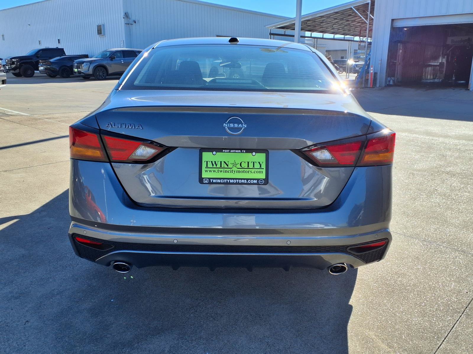 New 2026 Nissan Altima 2.5 SV w/ SV Premium Package FWD image 6