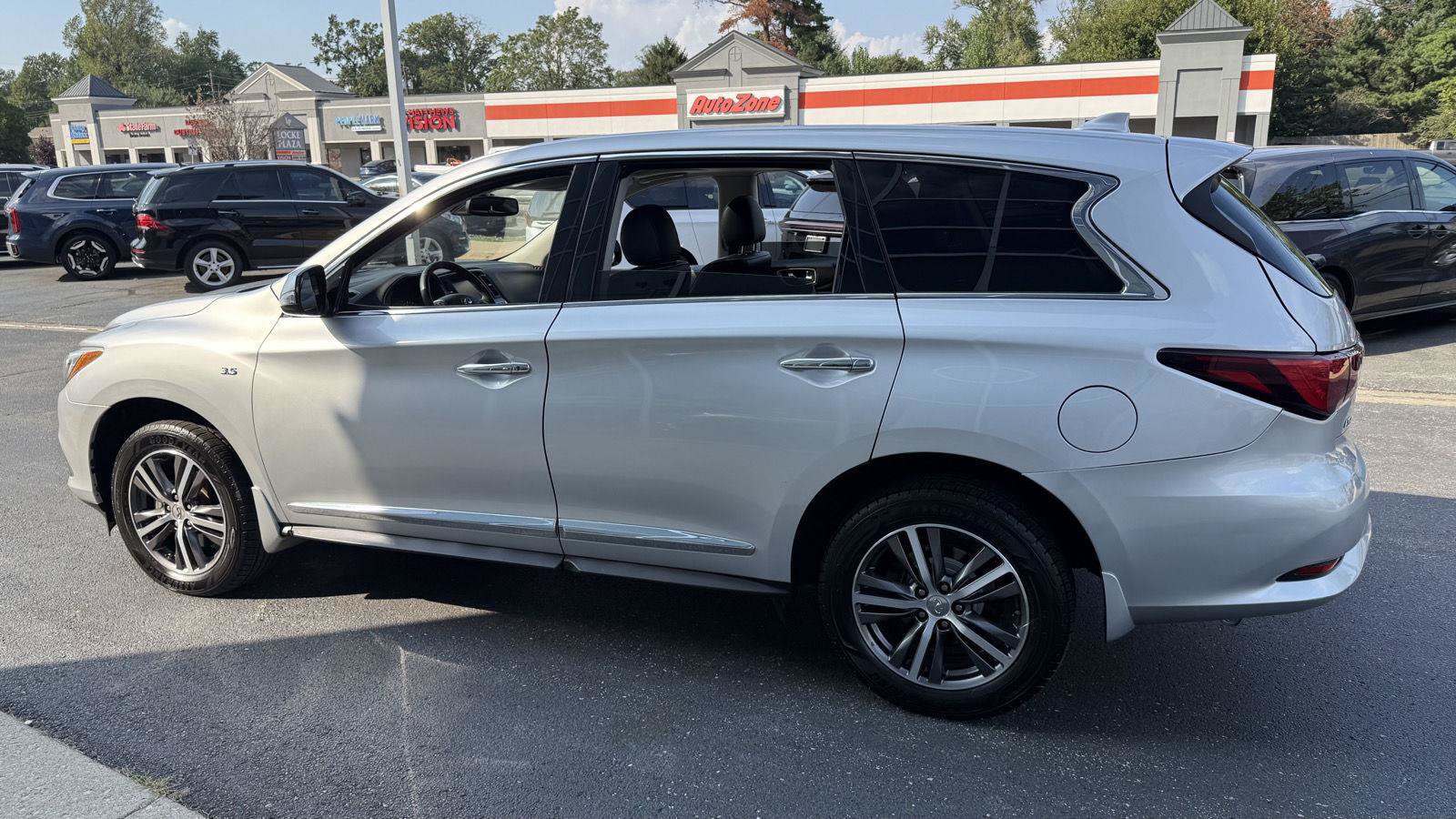 Used 2019 INFINITI QX60 Pure AWD/4WD image 5