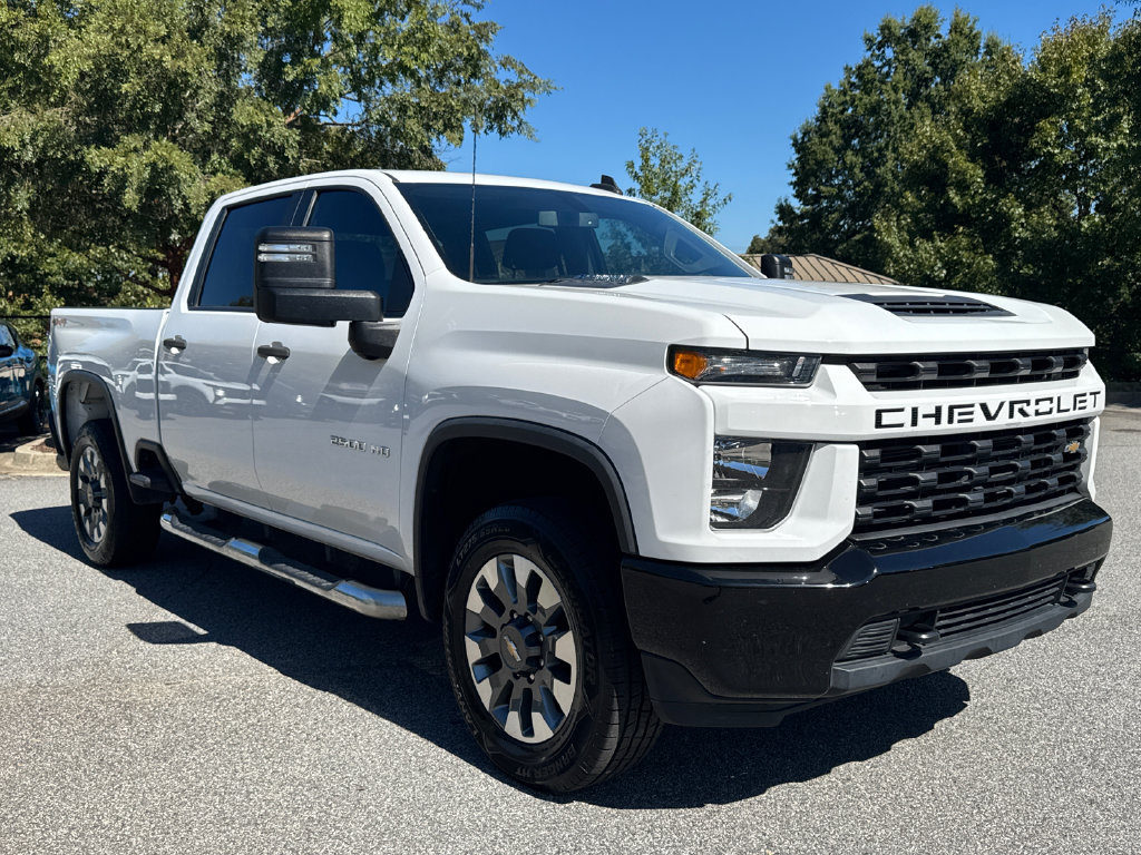 Used 2022 Chevrolet Silverado 2500 Custom w/ Custom Value Package AWD/4WD image 4