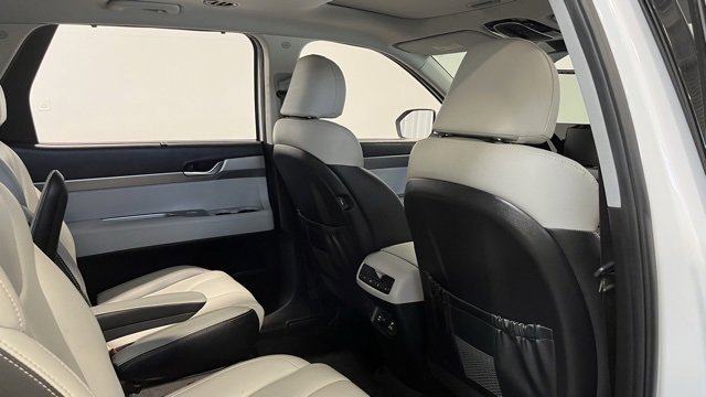 Used 2020 Hyundai Palisade SEL w/ Convenience Package image 14