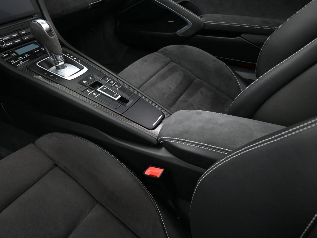 Certified 2019 Porsche 911 Targa 4 GTS image 19