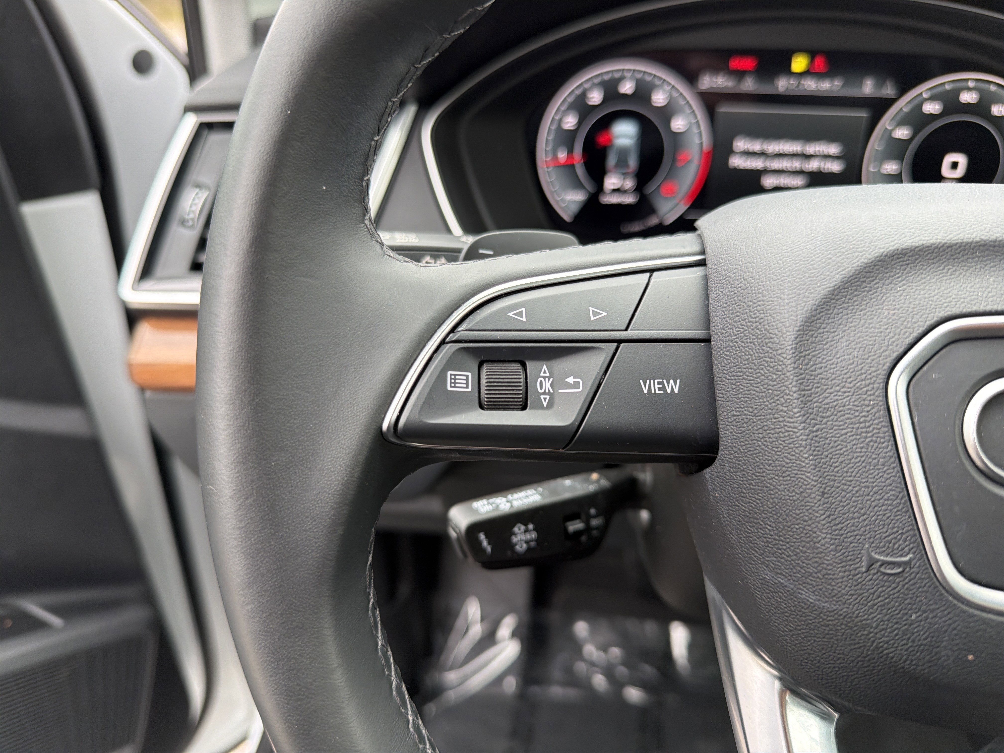 Used 2023 Audi Q5 2.0T Prestige w/ Prestige Package image 34