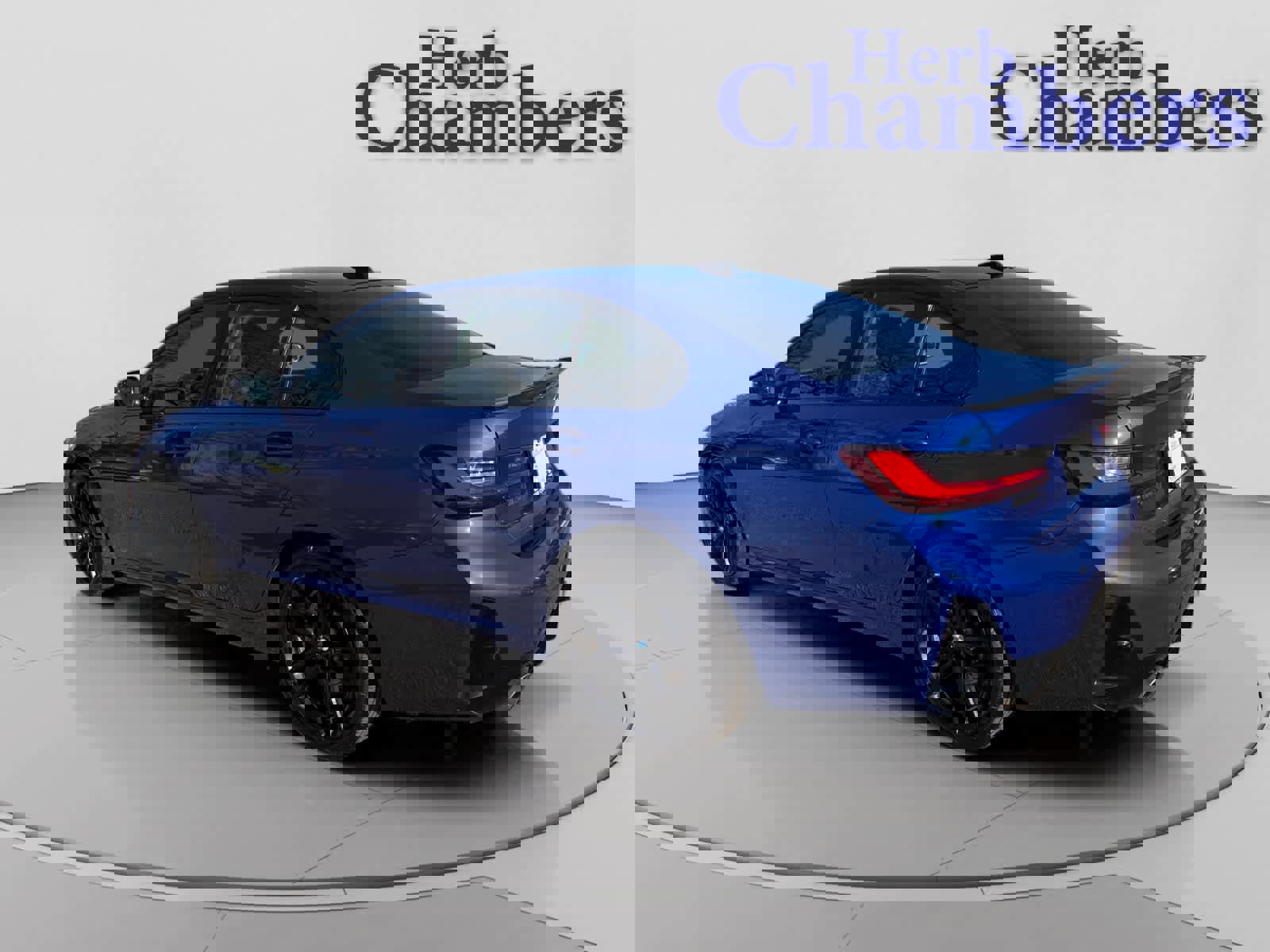 Used 2023 BMW 330i xDrive Sedan w/ M Sport Package image 3