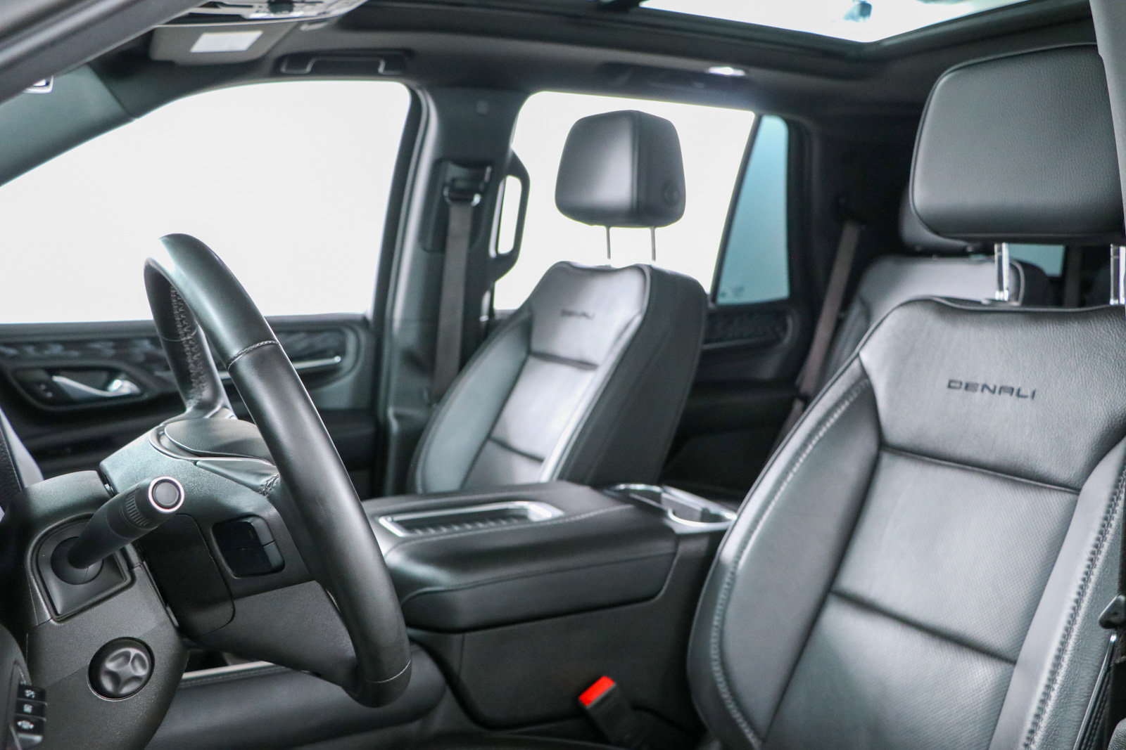 Used 2023 GMC Yukon Denali AWD/4WD image 27