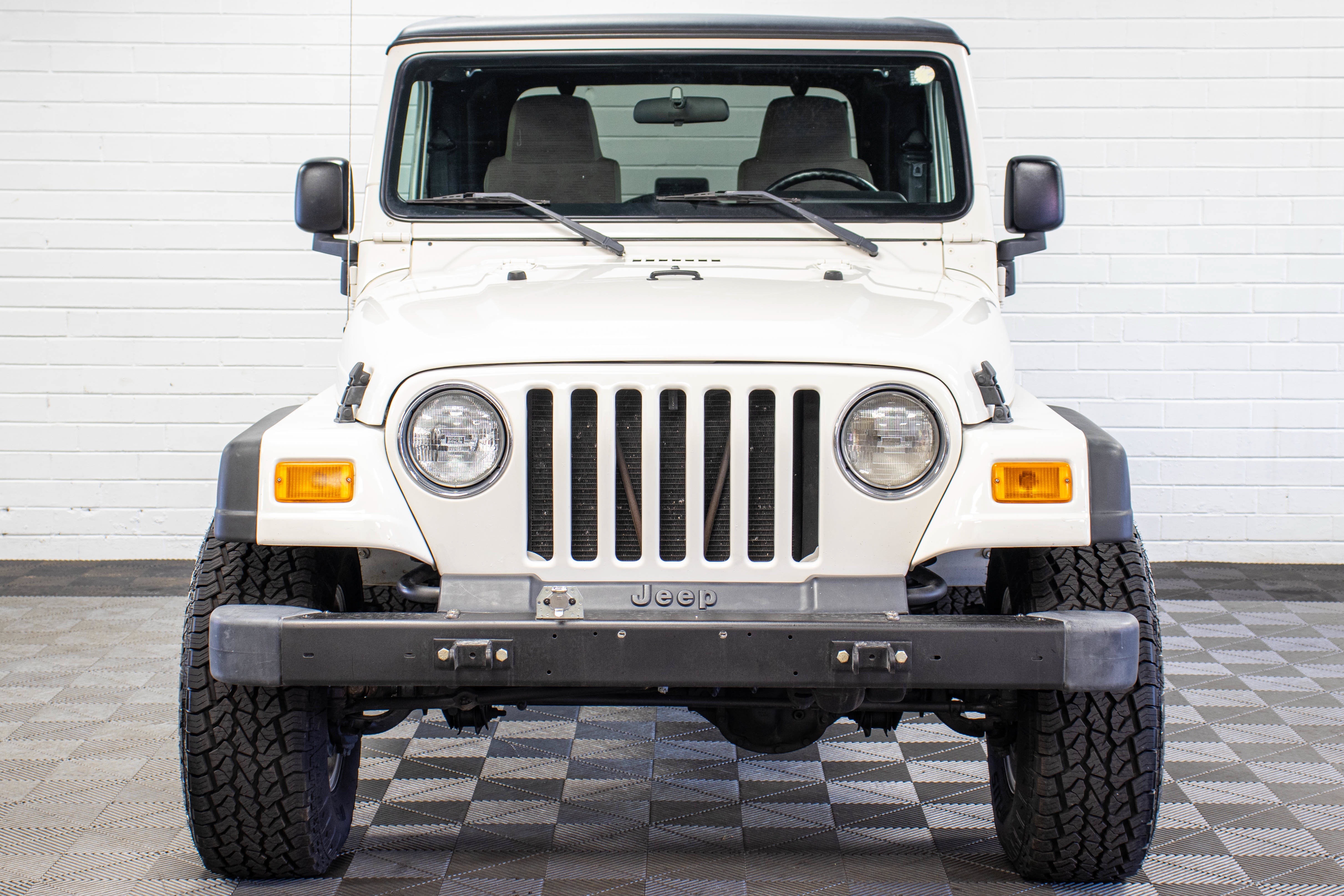 Used 2004 Jeep Wrangler X w/ Convenience Group AWD/4WD image 8