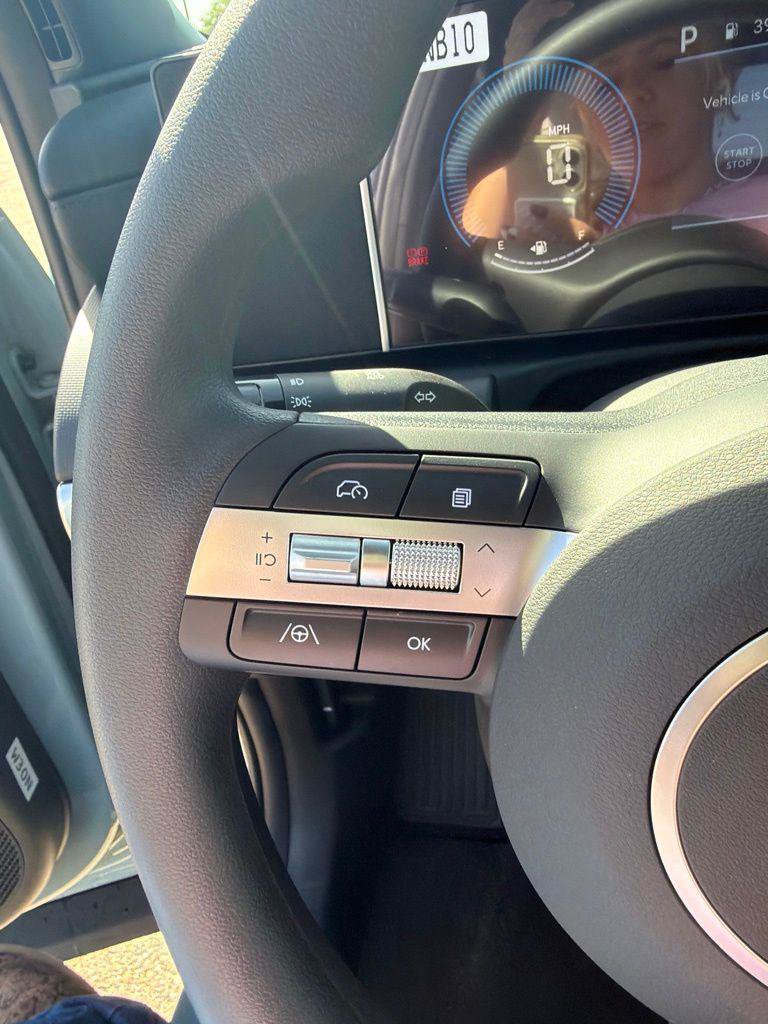 New 2027 Hyundai Santa Cruz SE AWD/4WD image 13