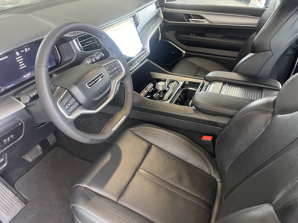 New 2026 Jeep Grand Wagoneer Limited AWD/4WD image 8