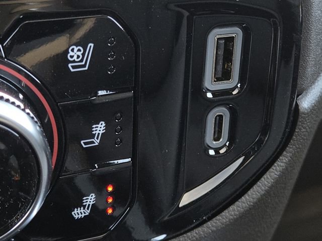 New 2026 GMC Sierra 1500 SLT w/ SLT Premium Package image 8