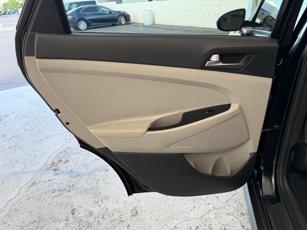 Used 2016 Hyundai Tucson SE w/ Option Group 02 FWD image 18