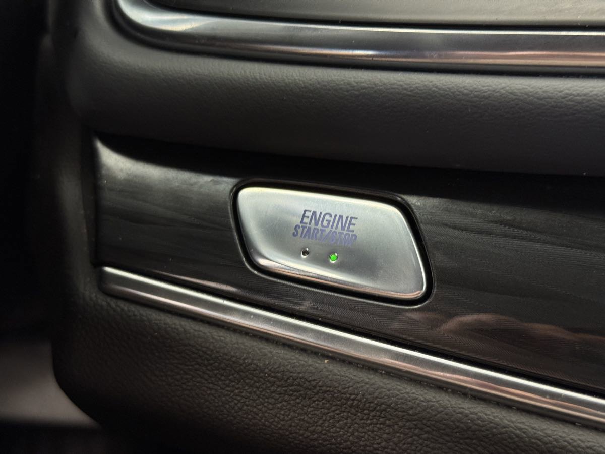 Used 2024 Buick Enclave Premium image 61