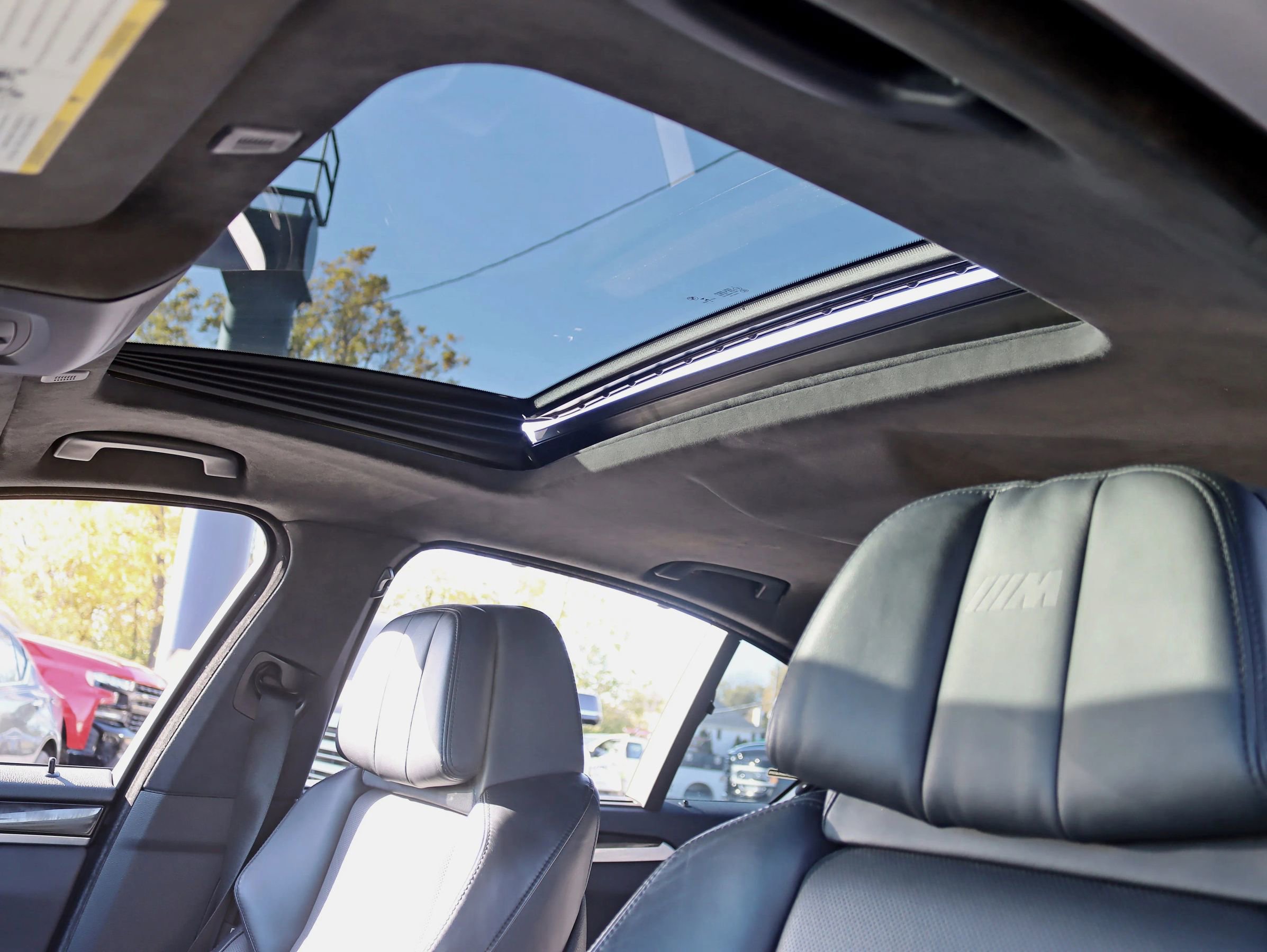 Used 2015 BMW M5 Sedan 4D image 36