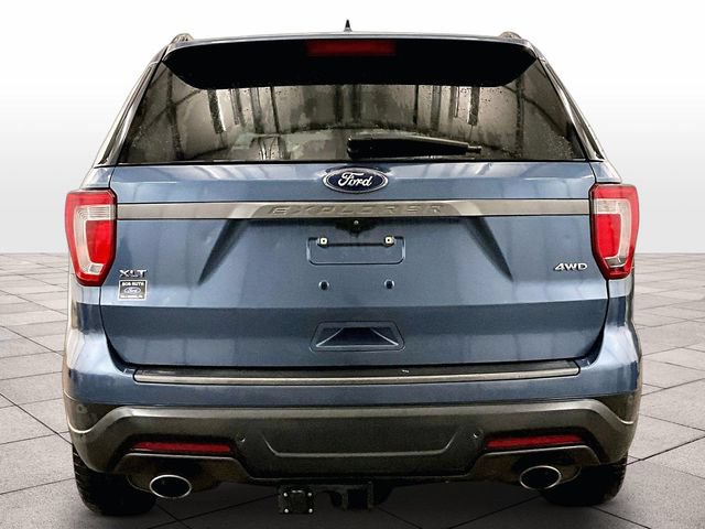 Used 2018 Ford Explorer XLT w/ Equipment Group 202A AWD/4WD image 5