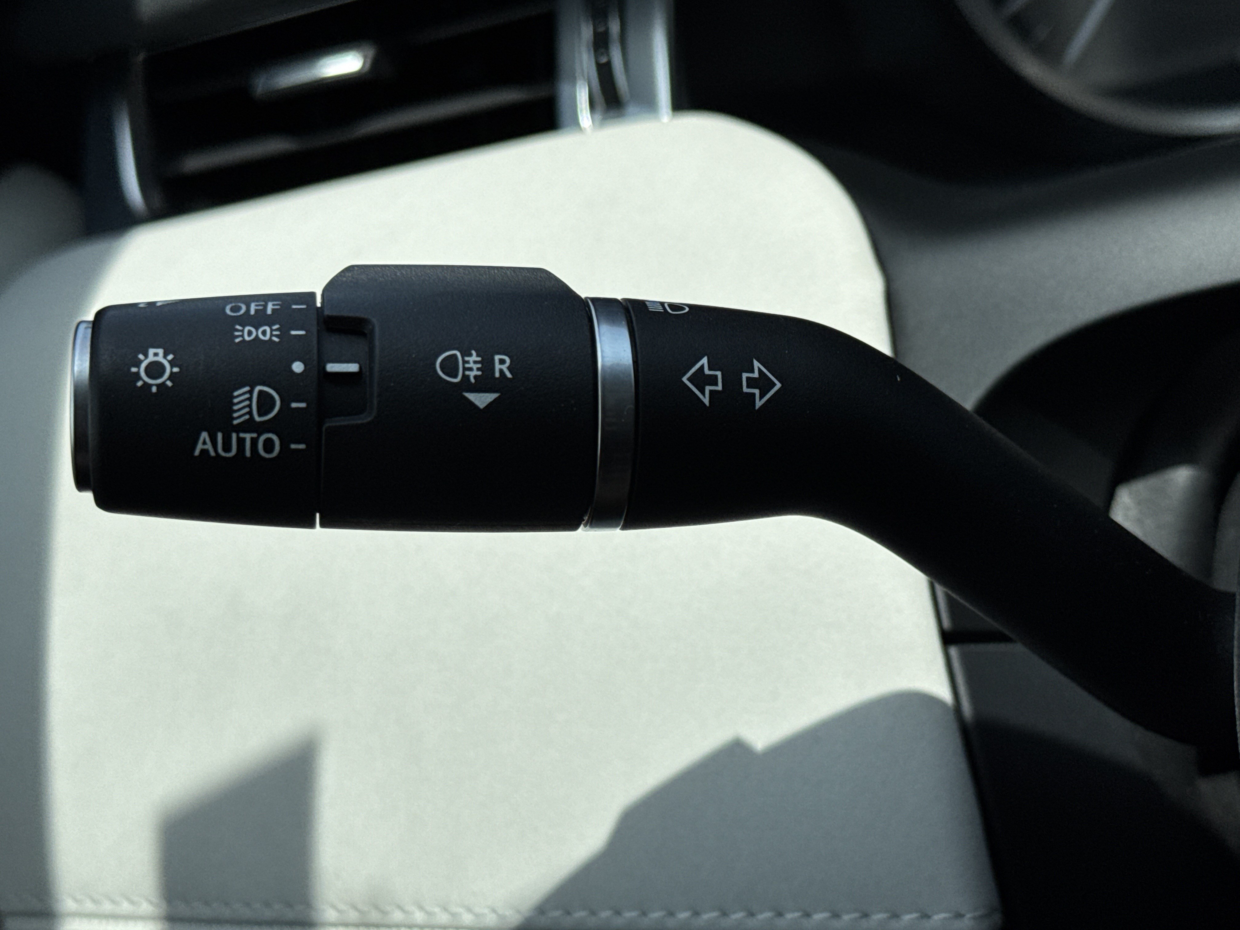 Used 2023 Land Rover Discovery Sport S AWD/4WD image 20