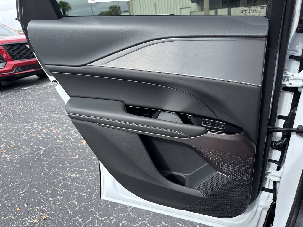 New 2027 Cadillac Lyriq Luxury RWD image 13