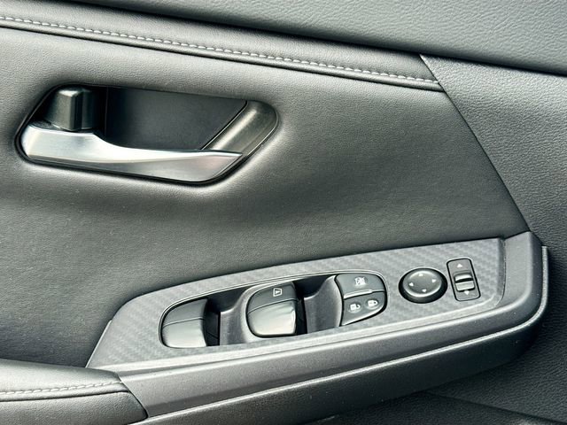 Used 2024 Nissan Sentra SV w/ All-Weather Package FWD image 17