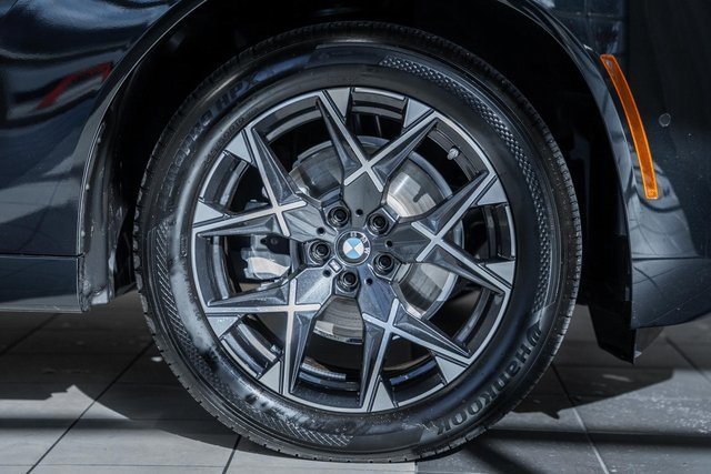 Used 2025 BMW X3 xDrive30i w/ M Sport Package image 16
