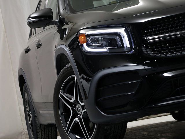Certified 2023 Mercedes-Benz GLB 250 4MATIC image 6